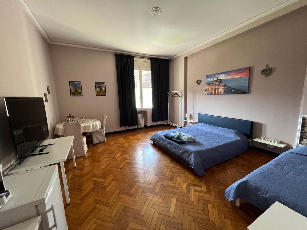 B&B Piazza Della Vittoria Genoa Exterior photo